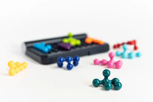 Gra Smart Games IQ Fit Rozwiąż 120 zadań używając trójwymiarowych elementów na Arena.pl