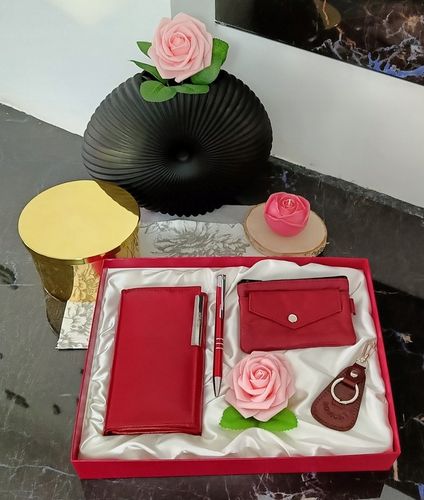 Zestaw Prezentowy PREZENT Dla Kobiety Portfel Prawdziwa Skóra Upominek na Arena.pl