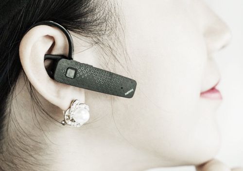 ZESTAW SŁUCHAWKOWY DO TELEFONU BLUETOOTH REMAX T7 na Arena.pl