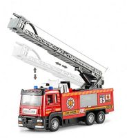 STRAŻ POŻARNA WÓZ SAMOCHÓD STRAŻACKI Z NAPĘDEM LEJE WODĄ ŚWIATŁO DŹWIĘK