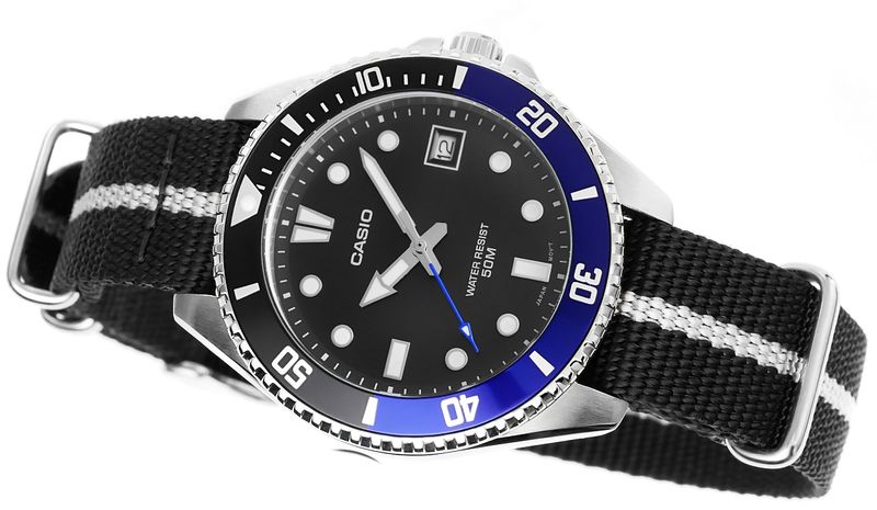 zegarek męski casio mdv-10c-1a2vef + box zdjęcie 3