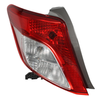 Toyota Yaris 11-14 Lampa tylna Lewa