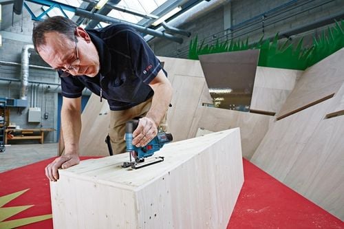 wyrzynarka gst 12 v-70 0*ah box - b 6015a1001 na Arena.pl