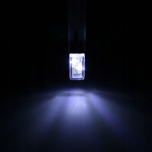 LAMPKA SAMOCHODOWA USB 5V 0,034W MINI BIAŁA na Arena.pl