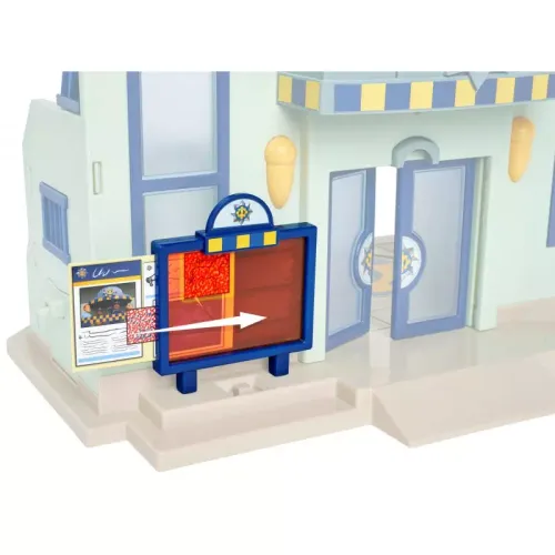 Strażak Sam, remiza policyjna na Arena.pl