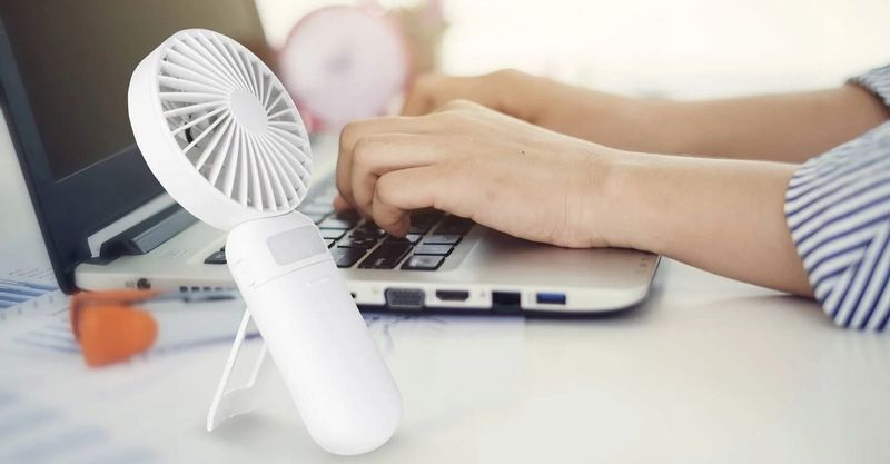 Wentylator ręczny akumulatorowy lusterko zdjęcie 5