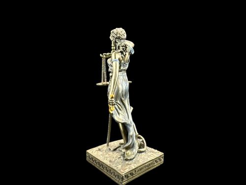 Mała rzeźba - Temida Veronese WU78056AP na Arena.pl