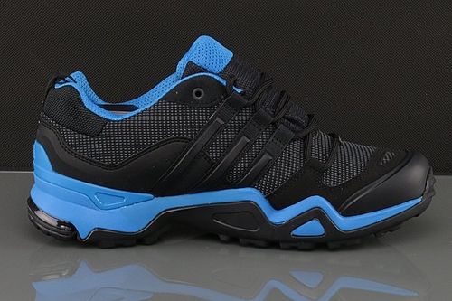 adidas FAST X GTX (AQ5700) na Arena.pl