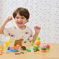 W PUDEŁKU KOLOROWE KLOCKI   OPOWIEŚCI Z LASU