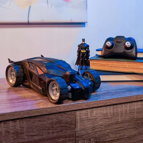 BATMAN BATMOBILE ZDALNIE STEROWANY POJAZD AUTO RC DC COMICS na Arena.pl