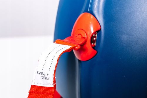 Walizka dziecięca jeżdżąca podróżna na kólkach jeździk MAGIC TRAVEL SPACE na Arena.pl