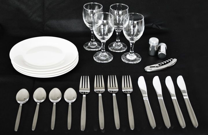 Koszyk piknikowy wiklina termotorba zestaw XXL talerze sztućce dla 4 osób zdjęcie 7