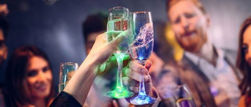 Podstawka Naklejka LED pod Butelkę Szklankę Kubek Zestaw 10 szt. na Arena.pl