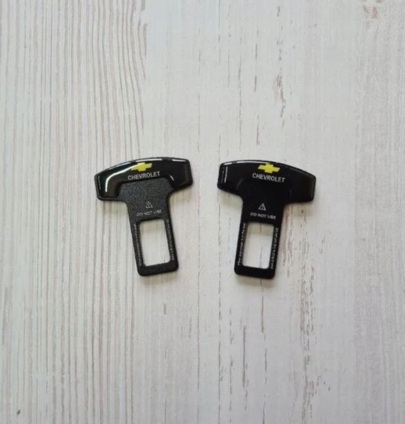 Chevrolet Aveo Corvette zaślepka pasy bezpieczeństwa wyłącznik wtyk tuning zdjęcie 4
