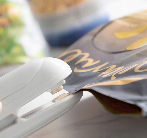 Zgrzewarka do woreczków z obcinaczem i zawieszką na Arena.pl