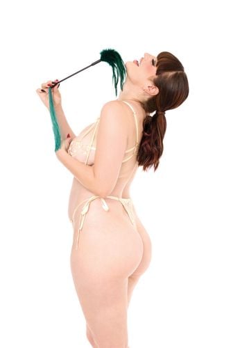 Feather Tickler na Arena.pl