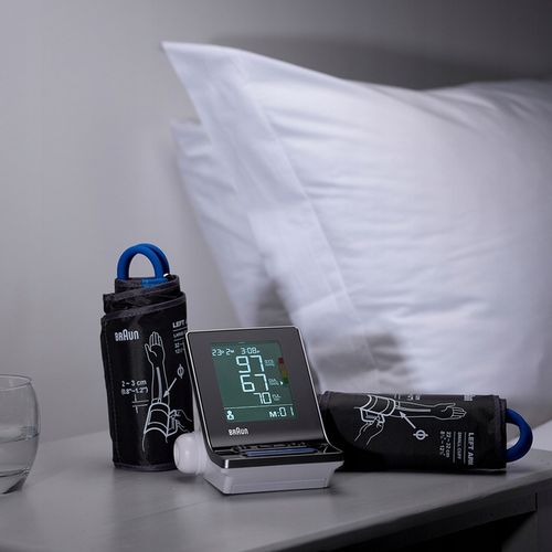 CIŚNIENIOMIERZ NARAMIENNY BRAUN EXACTFIT 3 BUA6150 2MANKIETY ETUI ARYTMIA na Arena.pl