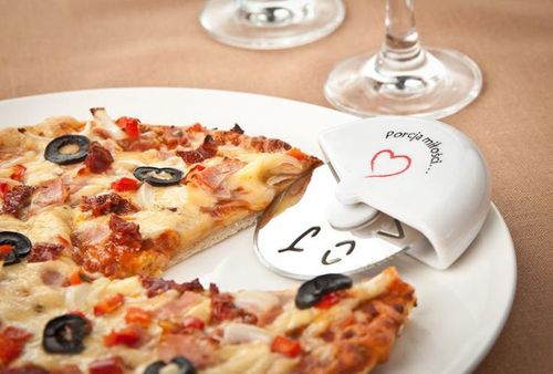 Zakochany nóż do pizzy na Arena.pl