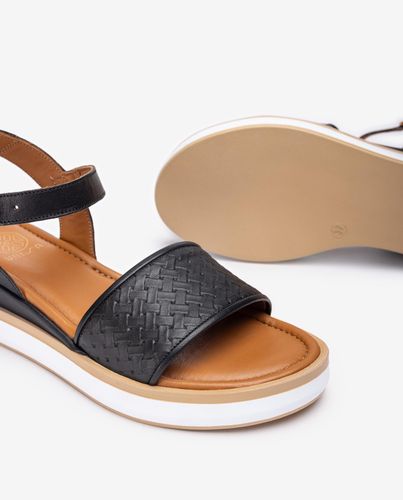 UNISA Sandal with punchings R38 na Arena.pl