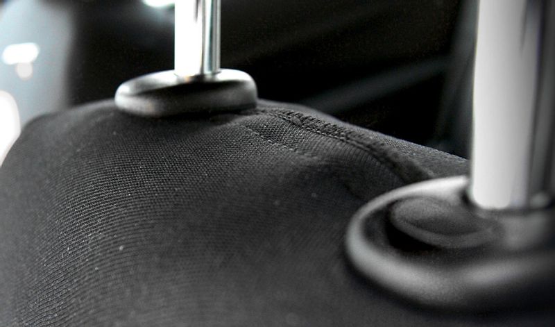 Uniwersalne pokrowce SPORT LINE Żółte do AUDI A6 C4 C5 C6 C7 C8 zdjęcie 3