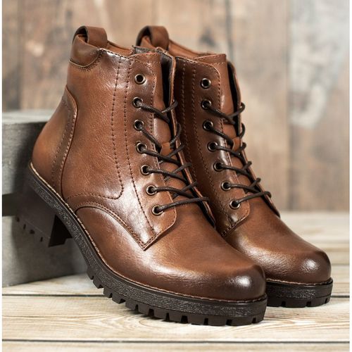 Traperki Na Platformie r.40 na Arena.pl