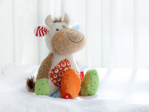 SIGIKID - Biała krówka 28 cm Patchwork Sweety na Arena.pl