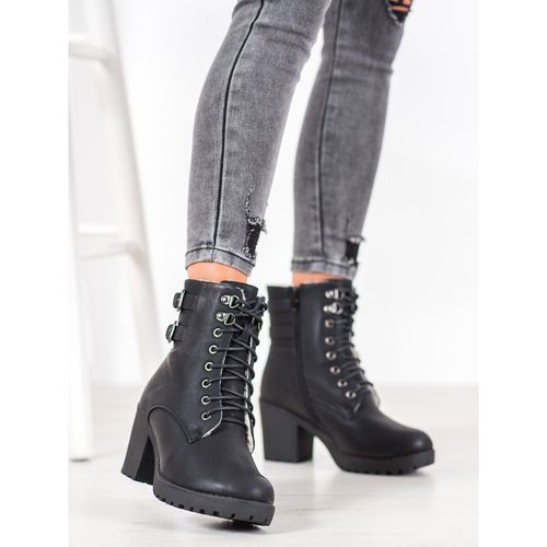 Wiazane Botki Na Platformie r.41 na Arena.pl