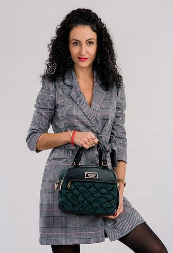 TOREBKA LISTONOSZKA MONNARI PIKOWANA SPORTOWA POJEMNA 3 KOMOROWA Zielona na Arena.pl