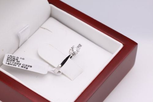 Złoty pierścionek PBD1517 - Diament na Arena.pl