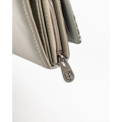 biały, duży portfel damski z systemem rfid zamykany na zatrzask - peterson na Arena.pl