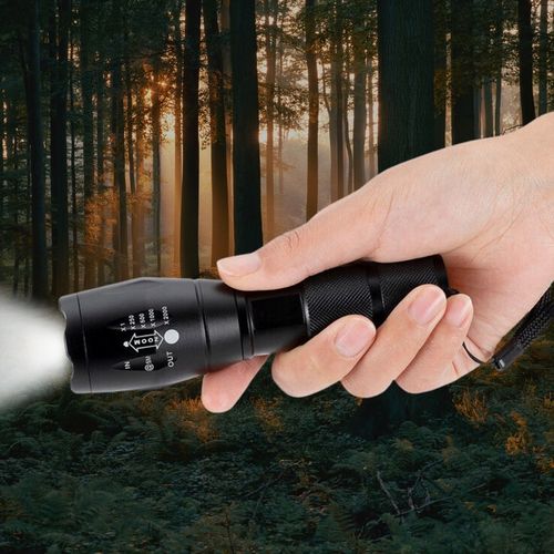 LATARKA TAKTYCZNA WOJSKOWA CREE XM-L T6 ŁADOWARKA na Arena.pl