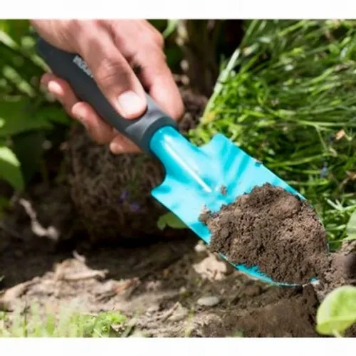 Zestaw narzędzi ogrodniczych z konewką GARDENA na Arena.pl