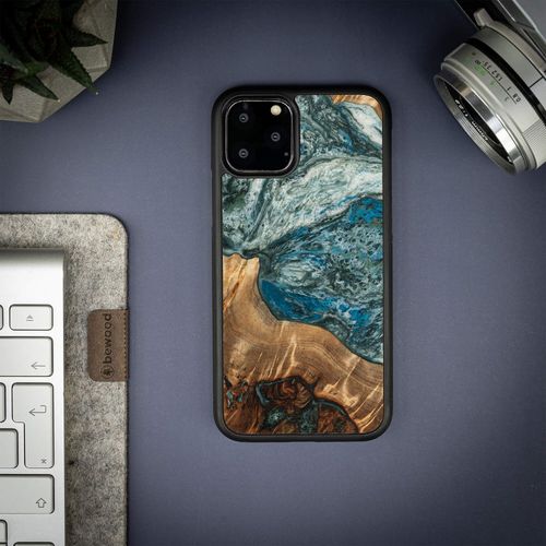 etui bewood unique na iphone 11 pro - planets - ziemia na Arena.pl