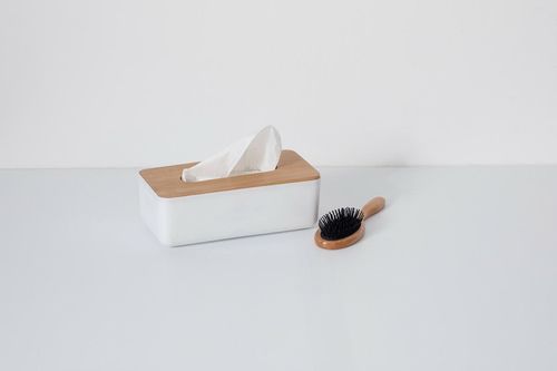 Pudełko na chusteczki Natureo białe na Arena.pl