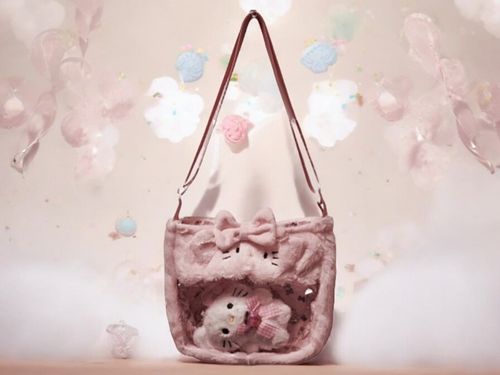 Torebka z Uroczym breloczkiem pluszowym Hello Kitty DZIECIĘCA MŁODZIEŻOWA na Arena.pl