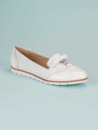 BIAŁE MOKASYNY Rozmiar - 42 na Arena.pl