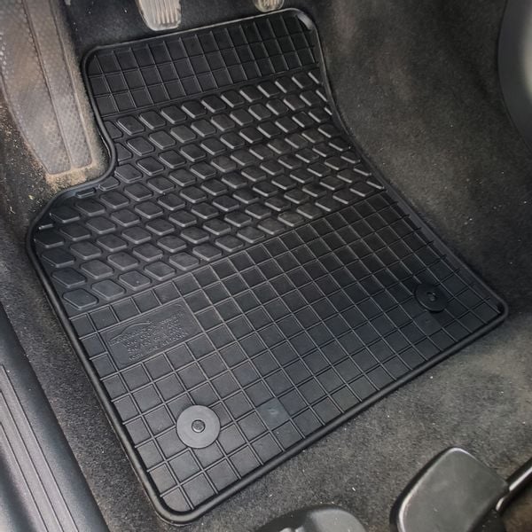 Volvo V50 04-12 DYWANIKI GUMOWE PRZÓD DEDYKOWANE zdjęcie 8