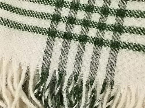 Koc Wełniany 155X200 Zielony Ecru W Linie Z Frędzlami Pled Narzuta na Arena.pl