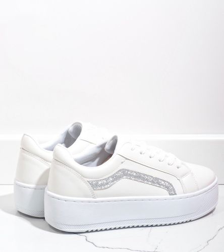 Białe trampki na platformie 798 41 na Arena.pl