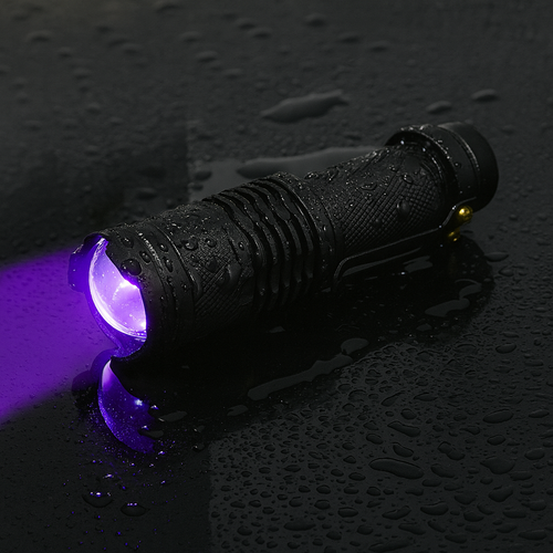 LATARKA UV TAKTYCZNA ZOOM DO BURSZTYNÓW BAKNOTÓW TESTER IPX4 PRZENOŚNA na Arena.pl