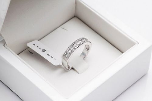 Złoty pierścionek PBD0759 - Diament na Arena.pl