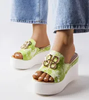 product-compare-63635118