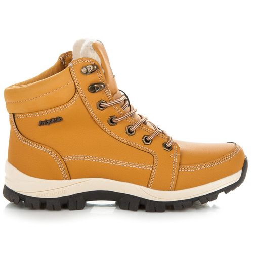 Traperki r.39 na Arena.pl