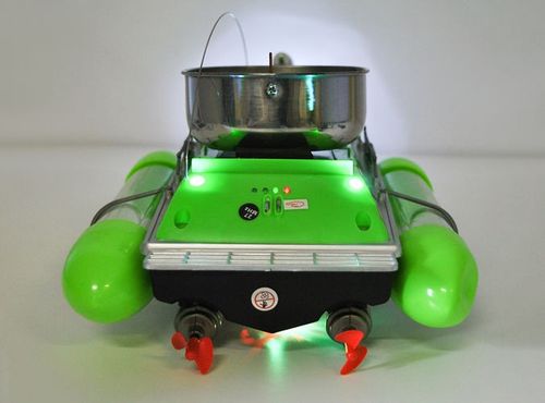 Łódka zanętowa na Arena.pl