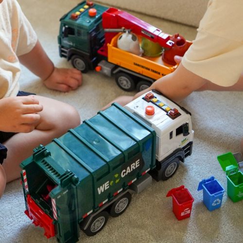 WOOPIE Ciężarówka Śmieciarka z Dźwigiem Segregacja Śmieci - skala 1:10 na Arena.pl