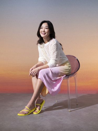 Damskie Buty Sandały Klapki Croocs Miami Toe Loop 209862 Sandal 38-39 na Arena.pl