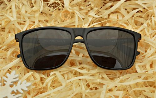 Okulary PRZECIWSŁONECZNE Nerd POLARYZACYJNE czarne na Arena.pl