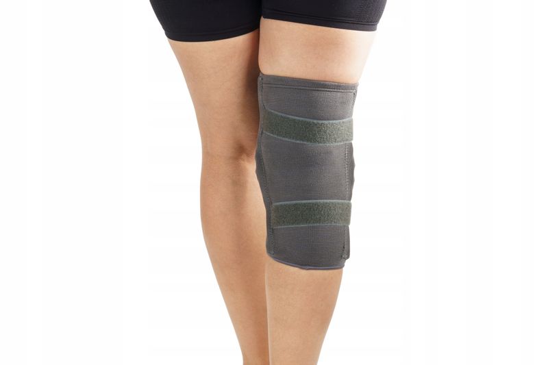 ŚCIĄGACZ NAKOLANNIK Z ZAWIASAMI POLICENTRYCZNYMI zdjęcie 4