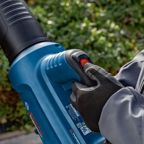 DMUCHAWA DO LIŚCI Bosch AKUMULATOROWA GBL 18V-750 MOCNA BiTurbo ! na Arena.pl