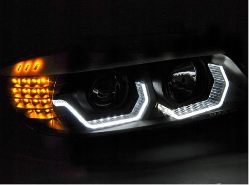 LAMPY Reflektory DO BMW E90/E91 OD 2005 DO 2008 Ringi 3D DIODOWE KIERUNKI na Arena.pl